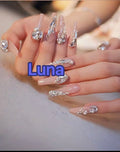 Luna's nails